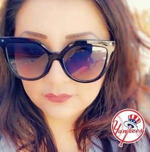 Meet your Posher, Marie